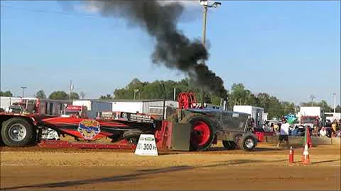 Bewley Family Benefit Pull 10 4 2025 - 10,000# Hot Farm