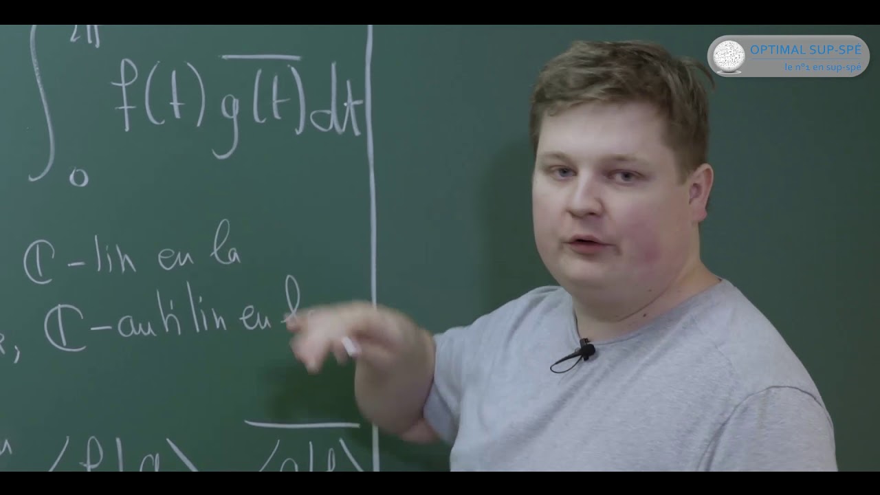 Les Séries de Fourier. Le Cours d'Optimal Sup Spé.