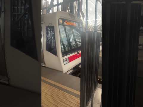 4 car A series departing Cannington station #transperth
