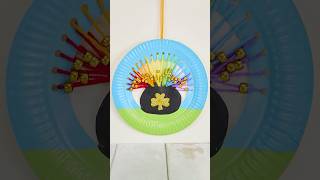 How To Make A Pot of Gold Paper Plate Threading | Baker Ross