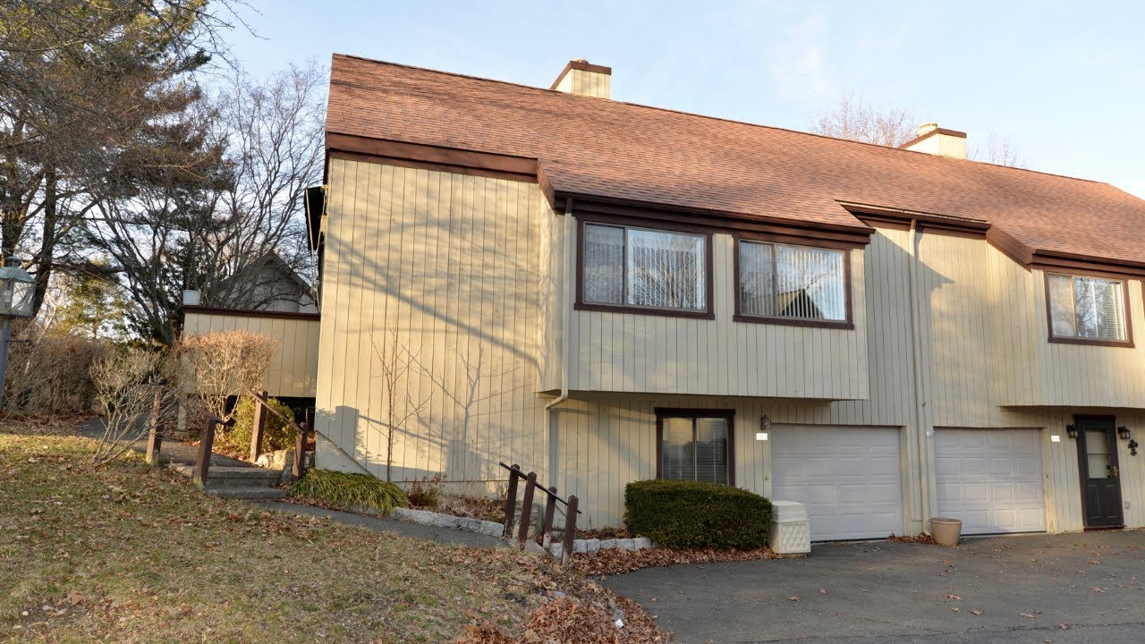 A Lifestyle that offers it all! Oronoque Village, Stratford CT