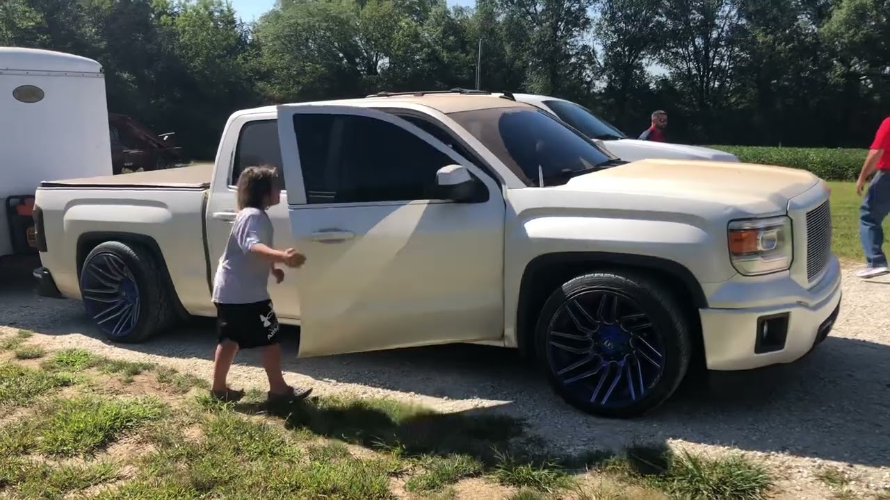 Grizz’s 2023 USA road trip.  Andy’s Sprint car hauler.