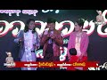 အလှူဒါယကာကိုယ်တိုင်သီချင်းတက်ဆိုထားတာ
