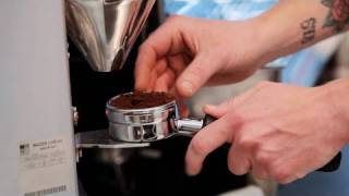 How To Grind In The Doser | Perfect Coffee How To Grind In The Doser | Perfect Coffee