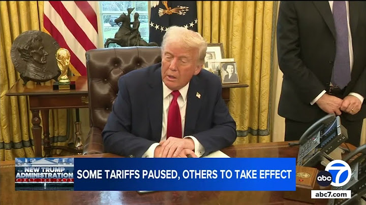 Trump agrees to pause tariffs on Mexico, Canada for a month
