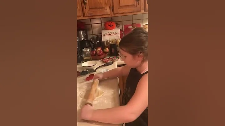Selena baking with Nana 2021