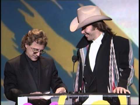 AMAs 1991 - YouTube