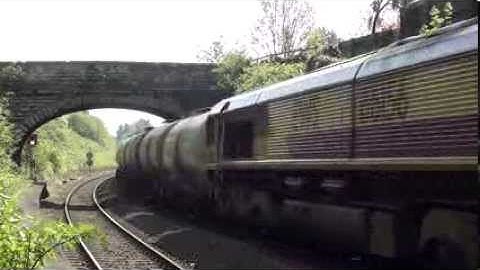 EWS 66156 with 6V62, Fawley-St. Philips Marsh (Bristol) approaches Trowbridge Station 19.04.11