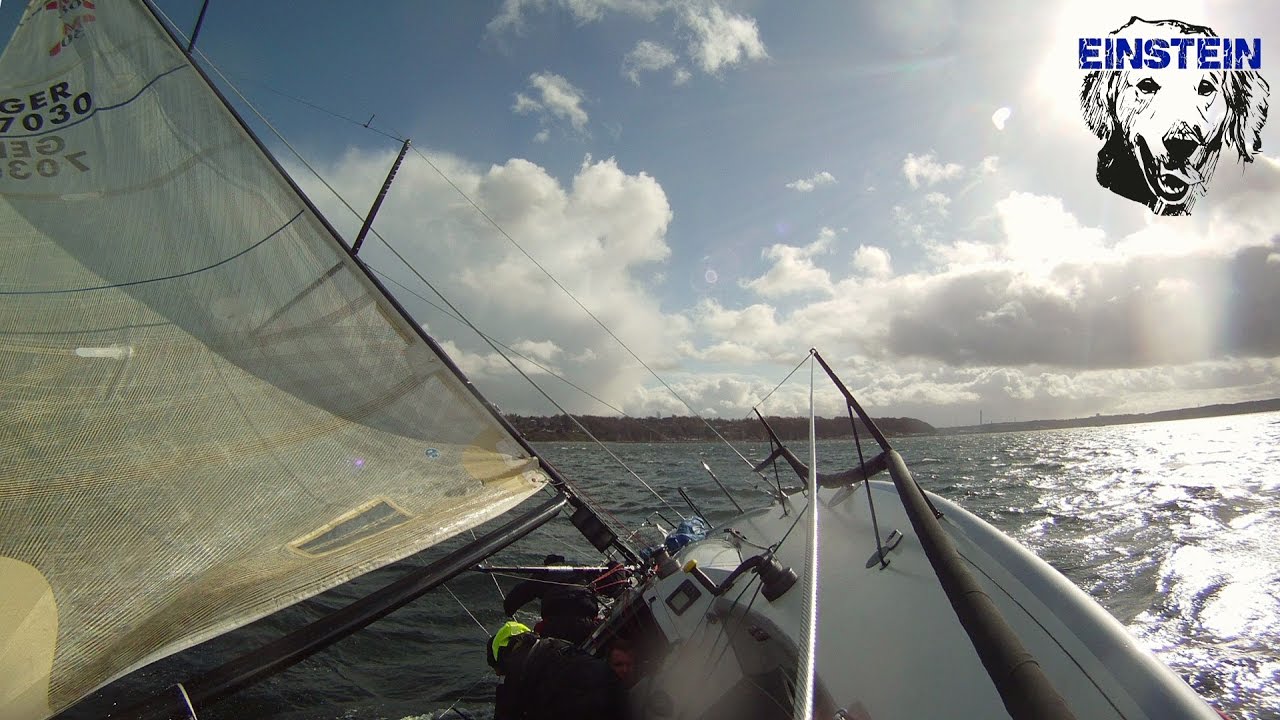 ⁣Einstein Ostern 2017, v1