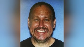 Escaped Inmate Eats Chili Dog and Sips Beer Before Turning Himself In