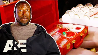 Storage Wars: Ivy & Ivy Jr. Discover Acupuncture Cupping Gear & Put It to the Test | A&E