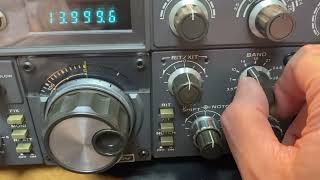 TRIO TS-830V - YouTube