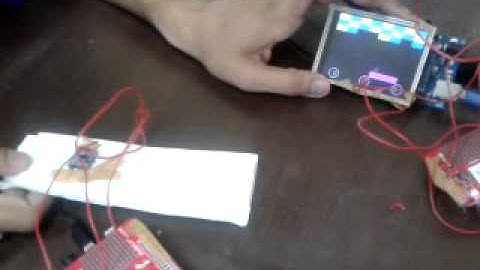 Arduino gaming console with wireless controller