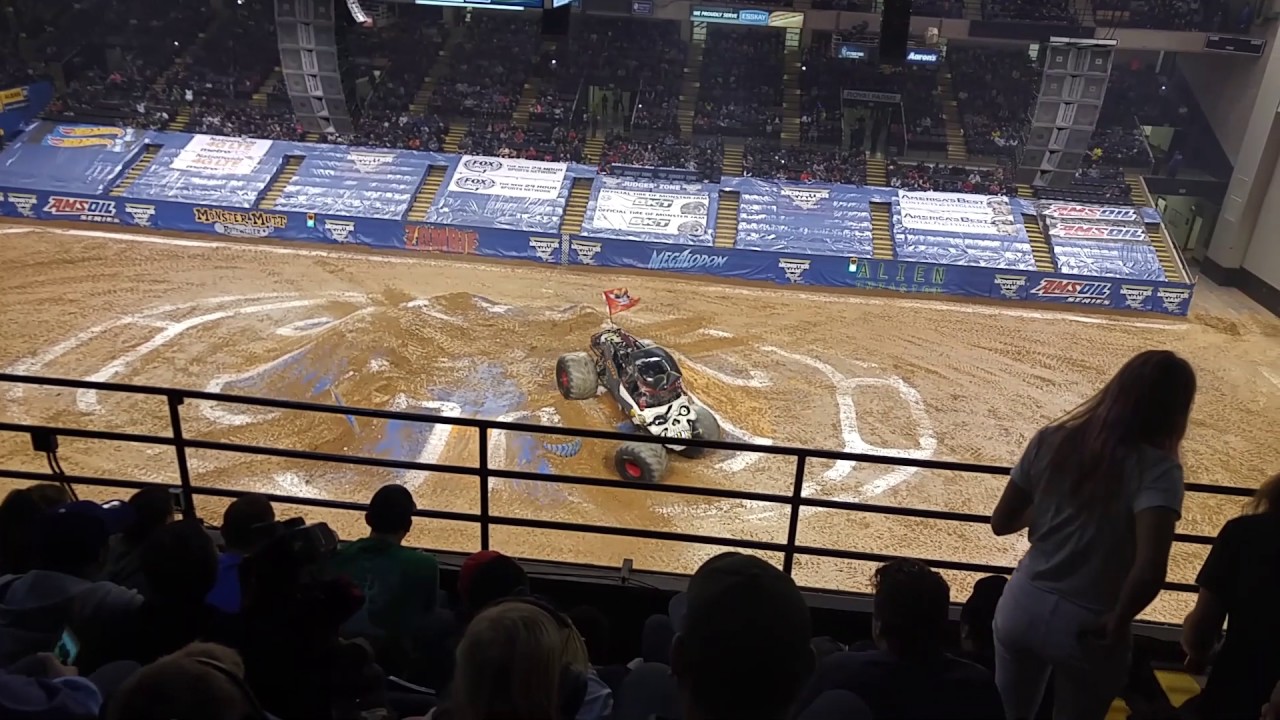 Monster Jam Royal Farms Arena Baltimore 2 25 2017 Youtube