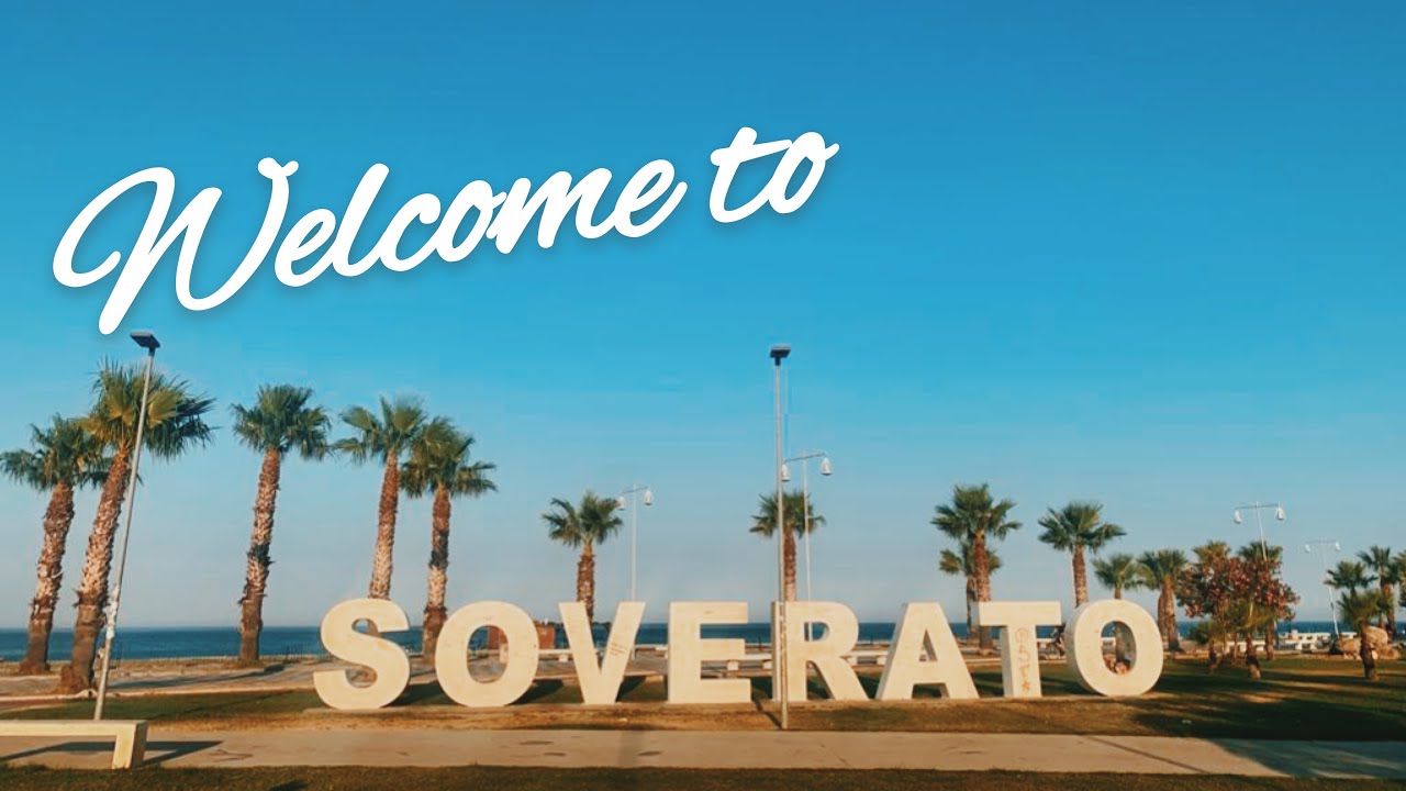 WELCOME TO SOVERATO!! Walk, eat, drink and be merry!! 