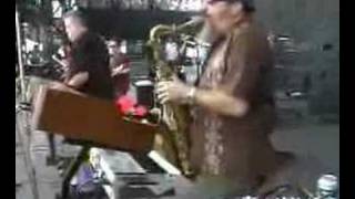 Video thumbnail of "Los Lobos Mas y Mas Live at Austin City Limits Festival 2006"