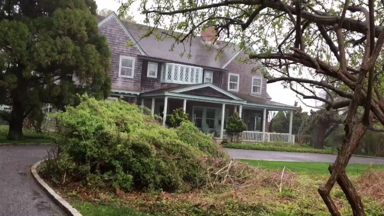 On the Road A visit to Grey Gardens YouTube