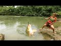 Survival Skills - Top Big Fishing Video - Catch Big Fish In The River