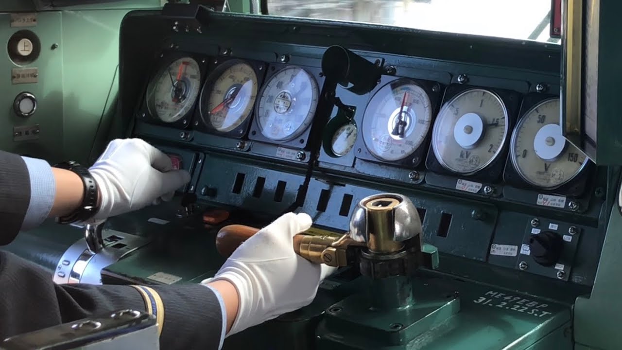 201系運転台操作風景(マスコン ブレーキ操作) 速度計