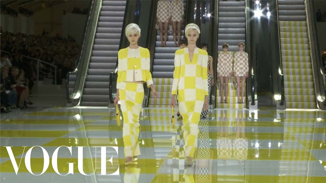 Louis Vuitton Ready to Wear Spring 2013 Vogue Fashion Week Runway Show 