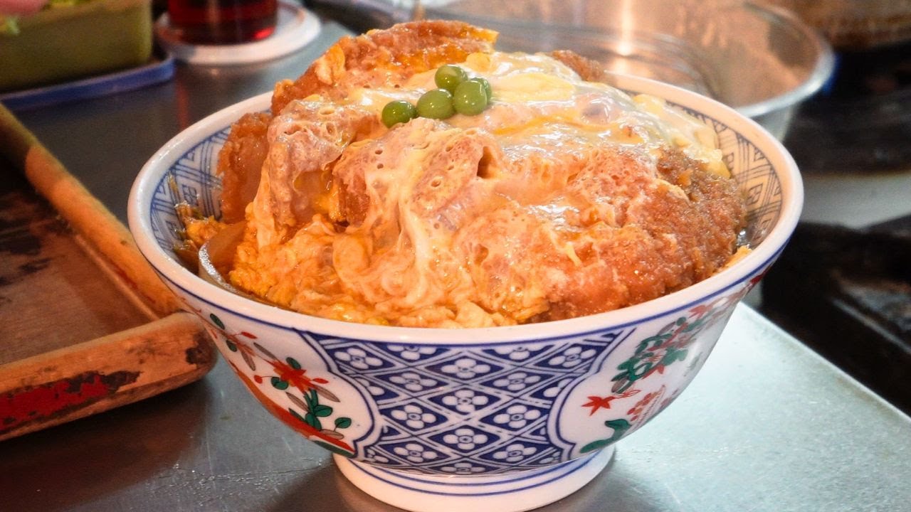 ⁣Giant Pork Cutlet Bowl! Japanese Katsudon & Soba Noodle Restaurant | Kadohei