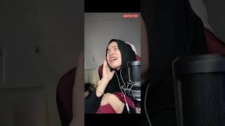 Fantasia Bulan Madu - Cover By Layka Al Funsu