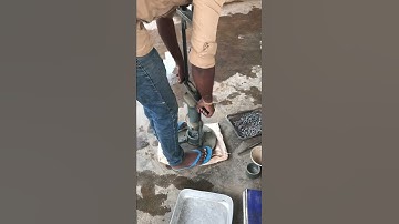 Aggregate impact value test apparatus