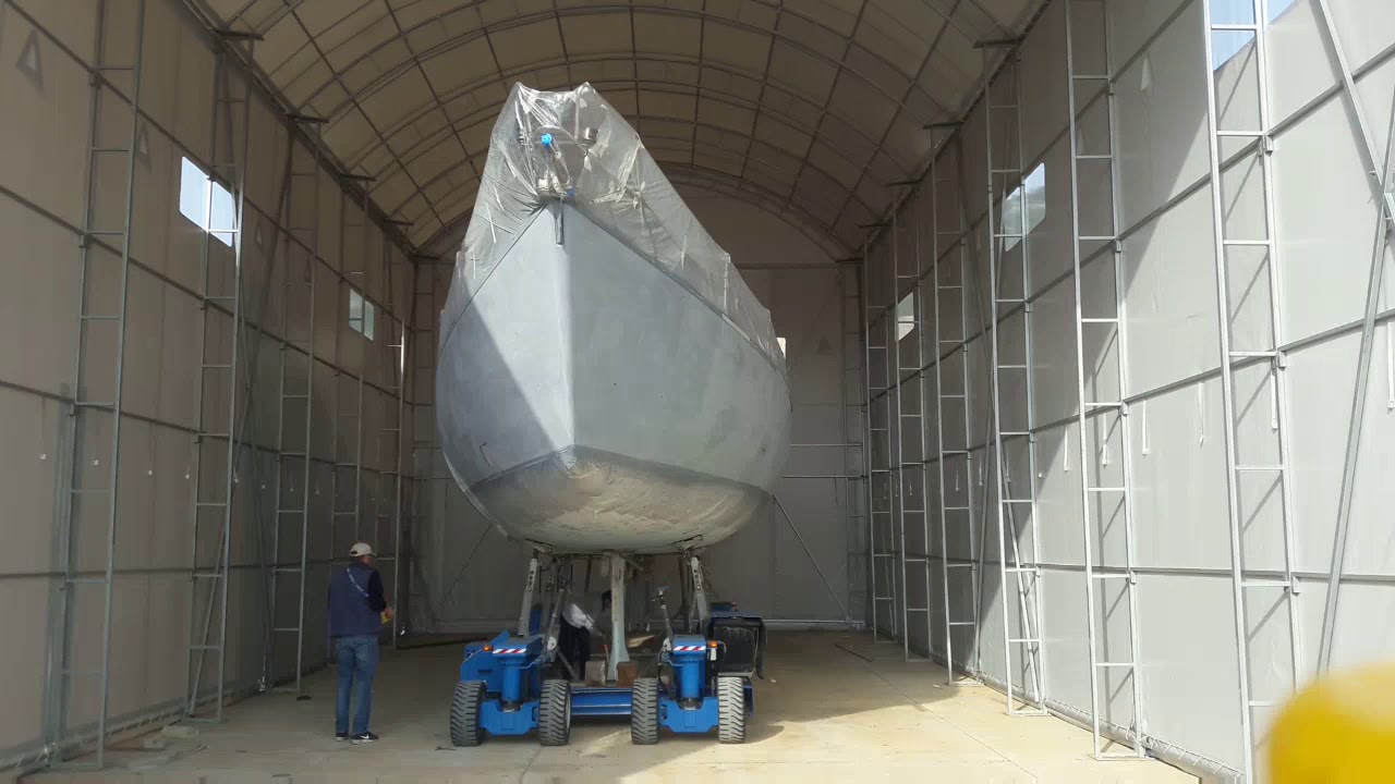 Boat mover in Alanya marina , operator Mesut Anılgan (karınca taşıyıcı