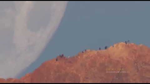 غروب القمر ( إن في خلق السموات والأرض واختلف الليل والنهار لآيات لأولي الألباب ..)