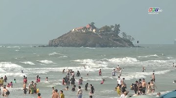 Bãi biển đông nghẹt thở, Vũng Tàu đón 74.000 lượt khách ngày thứ 2 của kỳ nghỉ lễ | BRTgo