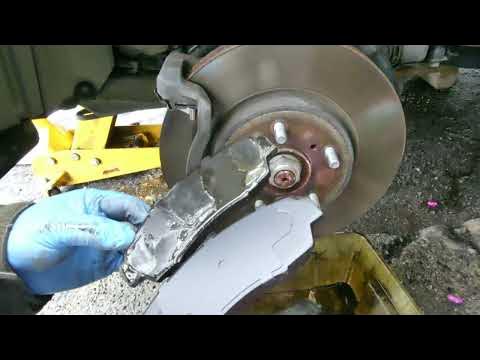 2016 Honda Crv Front Brakepad Replace - YouTube