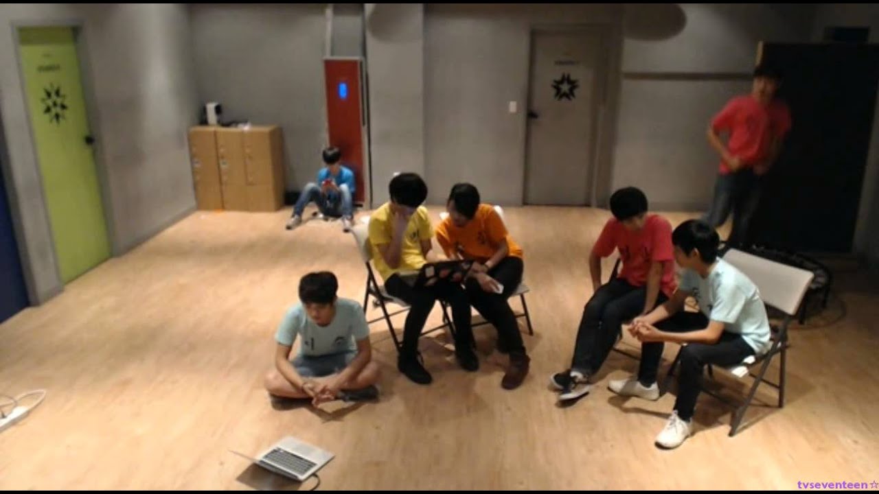 130709 SEVENTEEN TV Seungkwan & Jihoon singing Grenade   Bruno Mars