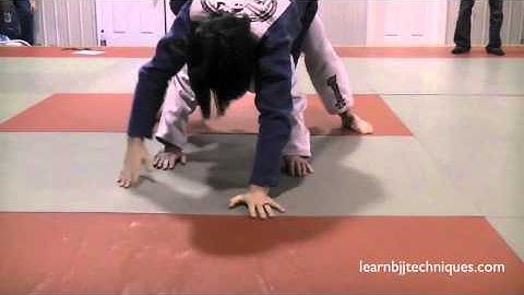 Spin Around Triangle Choke From the Back - BJJ