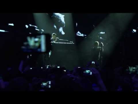 Linkin Park - Rolling In The Deep (Adele Cover - Live)