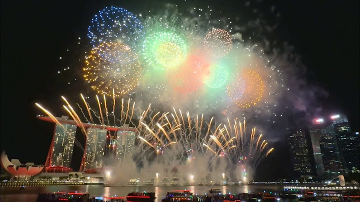 [4K] Singapore 2025 Countdown Fireworks