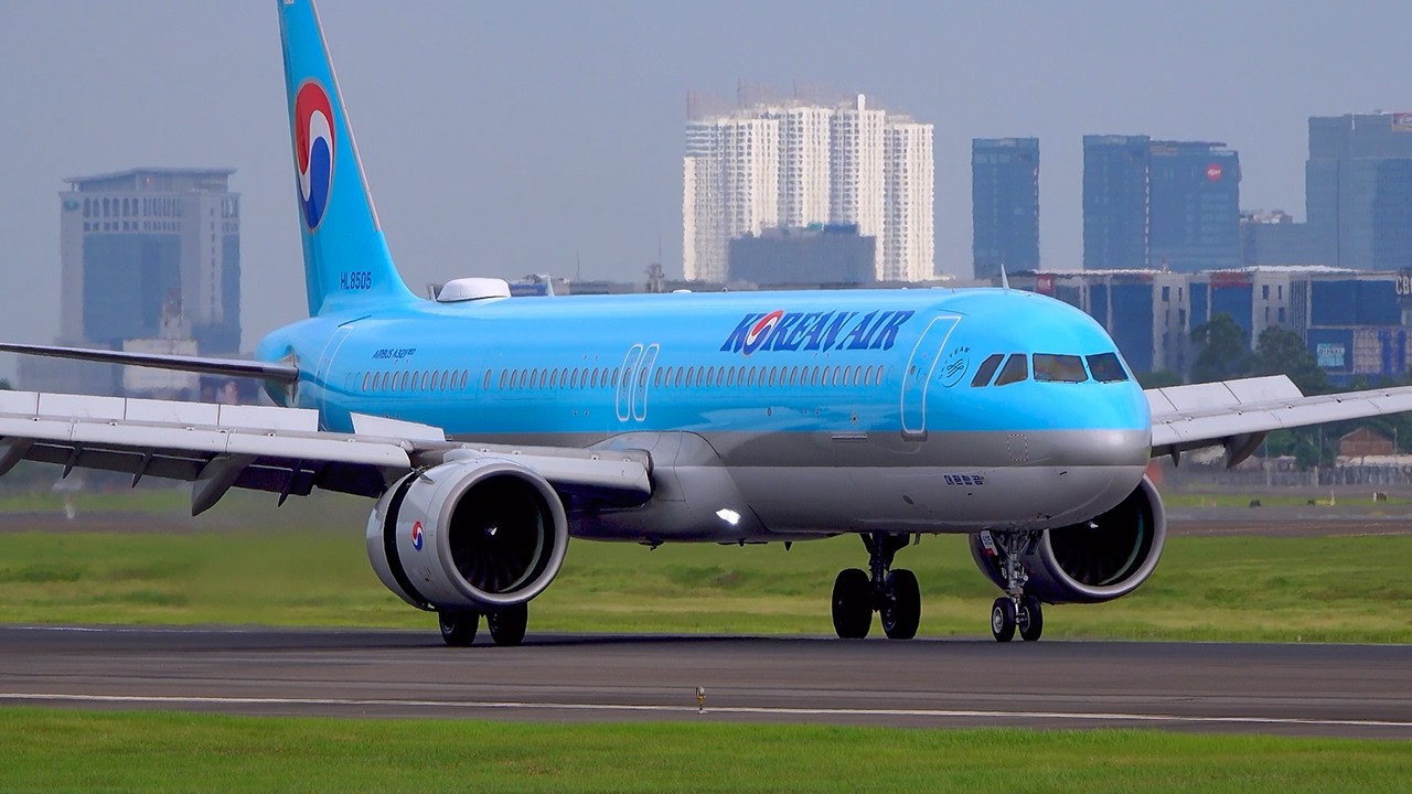 ✈ SERU !! Plane Spotting di Bandara Soekarno Hatta | Ada Korean Air A321 NEO