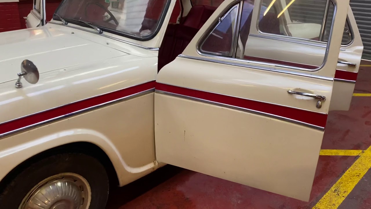 Lot 19 - Austin A95 Westminster