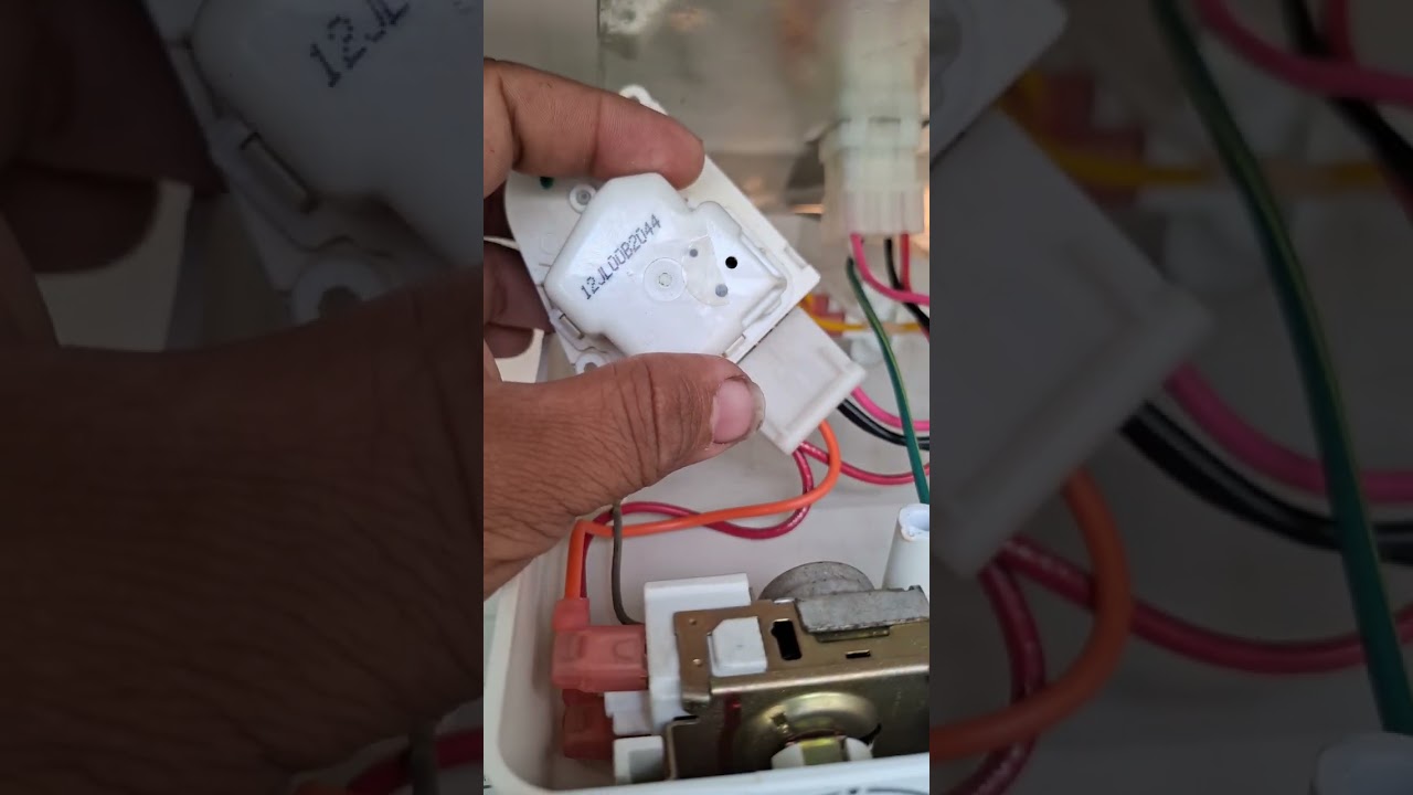 Compre este Refrigerador whirpool y estas fueron las fallas con las que me encontré #Tecnimoros 