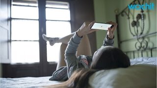 Two Cases Of Smartphone Use In Bed Causing Temporary Blindness