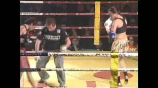 Karla Benitez vs Chajmaa Bellakhal 23-06-08 parte 1