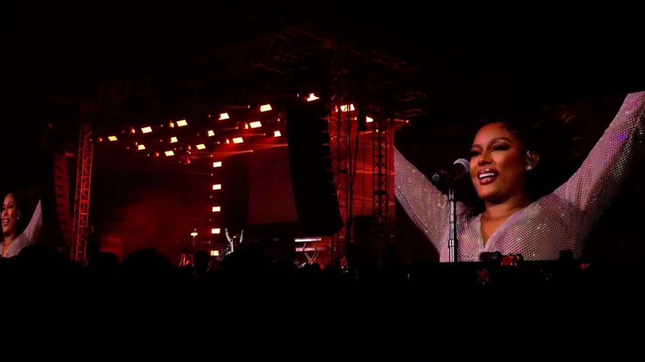 Victoria Monet | Moment | Live at Day N Vegas 2021 | 8K/4K | Las Vegas | November 14, 2021