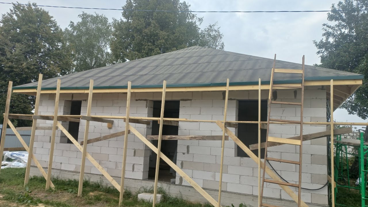 Крепление капельника и подкладочного ковра для битумной черепицы на ...