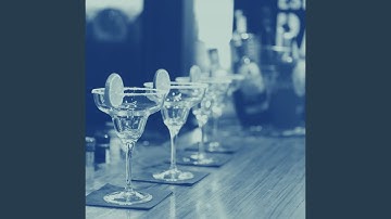 Bright Backdrops for Dixieland Vibes