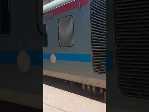 Satyagraha Express। Raxaul To Anand Vihar Terminal (15273)! #shortsvideo #viralvideo #shortsfeed#nke