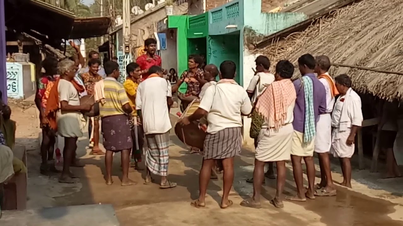 Village's god bless (thappidi gullu) Dance