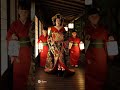 廊下で花魁道中の練習！？　ここで高下駄履いたらアカン。#吉原#遊女