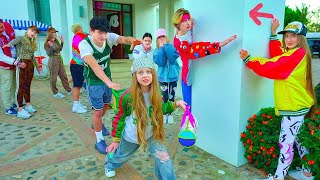 Juego Cosacos ¡Diana y un equipo de chicas esconden la palabra secreta! screenshot 1