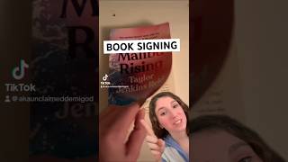Taylor Jenkins Reid Book Signing Event #taylorjenkinsreid #booksigning #booktube #books #daisyjones