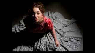 Regina Spektor - Loveology @ Bowery Ballroom (03/30/2005)