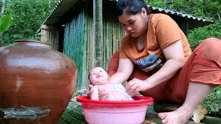 Singlemother _ Build a bathroom to serve the bathing life of mothers and children / Lý Tiểu Thương